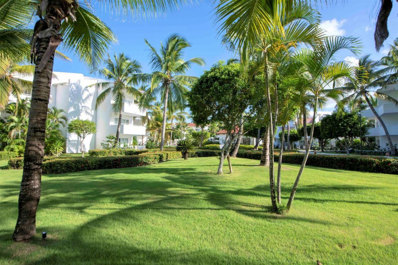 Occidental Punta Cana Hotel Exterior photo